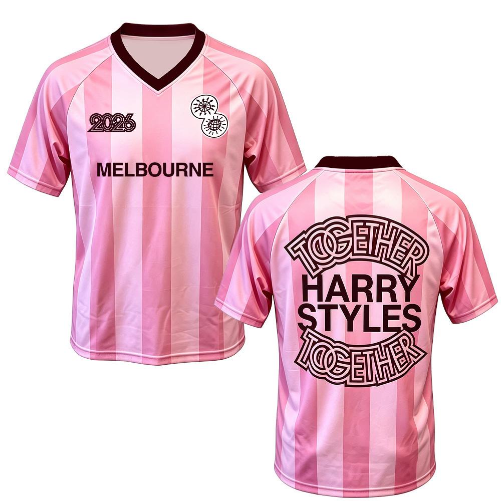 HarryStyles Together Tour Rosa Trikot T-Shirt 2026 Neue T-Shirts Sommer Mode V-Ausschnitt Atmungsaktives Mesh-Trikot Unisex XXXXXL