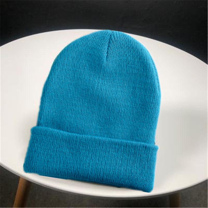 Klassische mehrfarbige Mütze, neue heiße Wintermütze für Damen und Herren, gestrickt, solide Herbst-Mütze 54cm-60cm see-blaue