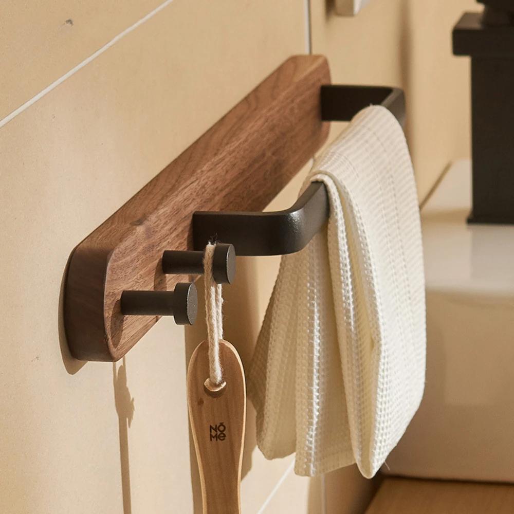 Handtuchhalter fürs Badezimmer aus Walnussholz mit Metallstange, Badetuchhalter zur Wandmontage, Hakenreihe fürs Badezimmer, Hängeregale für Zuhause 48CM schwarz