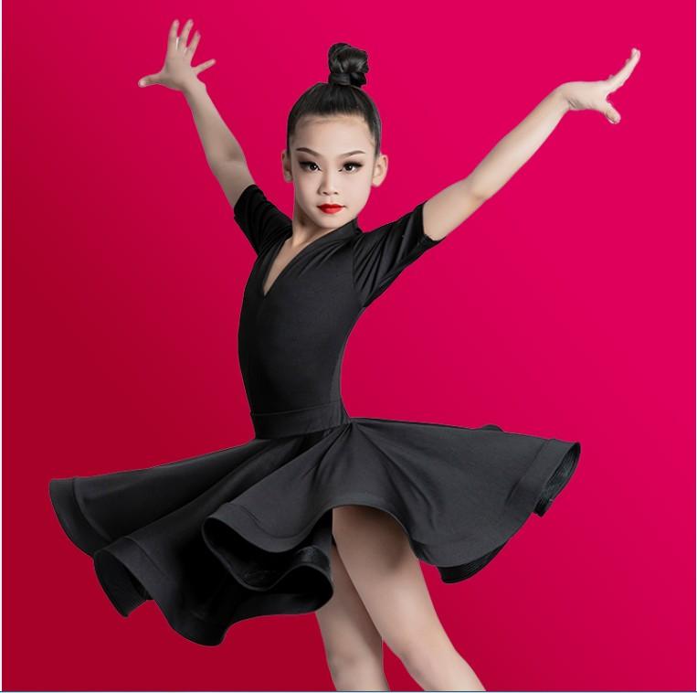 Professionelles Latein-Tanzkleid für Mädchen Kinder Standard-Salsa Tanzkleidung Kleidung Kinderwettbewerbe Latein Bühnenkleidung Kleidung 150 schwarz