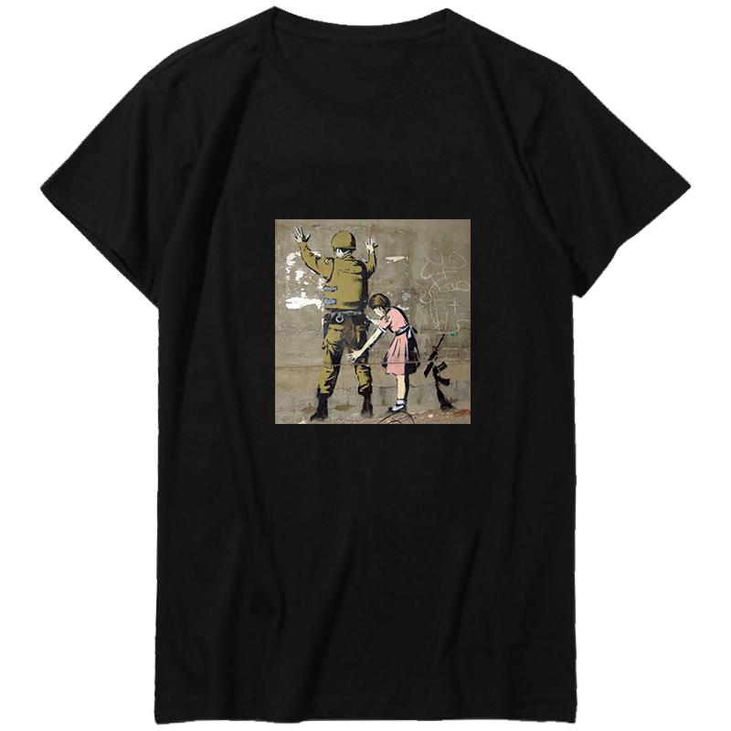 Banksy Mädchen Soldat Mode Grafik T-Shirts Baumwolle Kurzarm T-Shirts Sommer Neue Hemden und T-Shirts Herren Print T-Shirt M