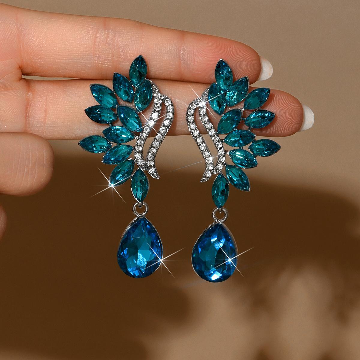 Kreative Ohrringe, Mode Temperament, Diamantbesetzte High-End Leichte Luxus-Ohrringe, Damen Persönlichkeit Super Flash Bankett-Ohrringe
