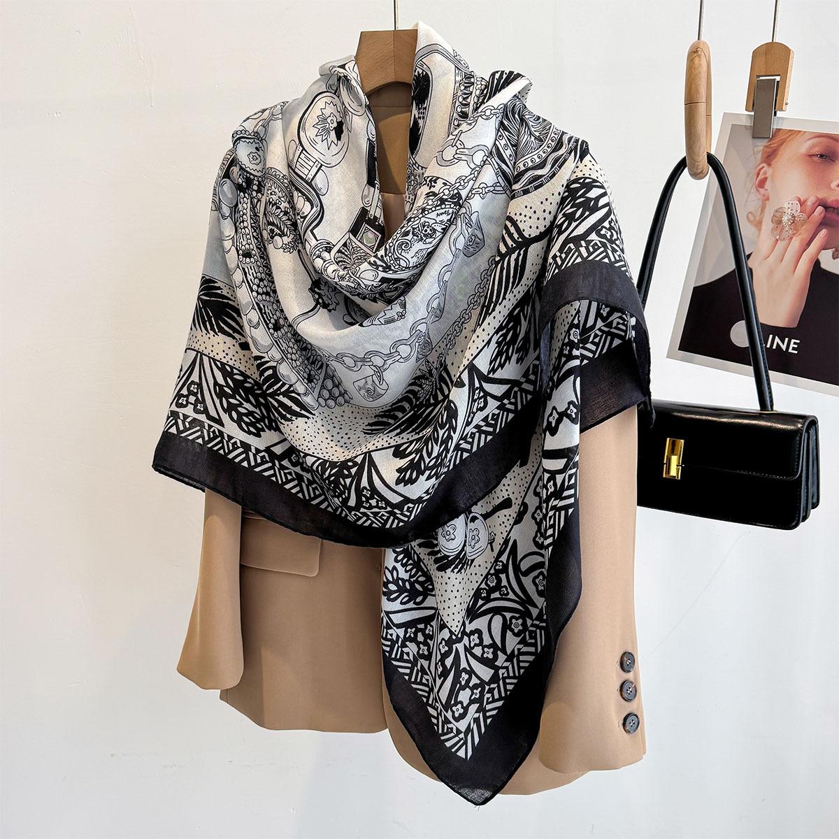 130x130cm Luxus-Print Satinseide Quadratisches Kopftuch für Damen Sommer Sonnenschutz Schal Hijab Halstuch Mode Wickeltuch Bandana One Size gray