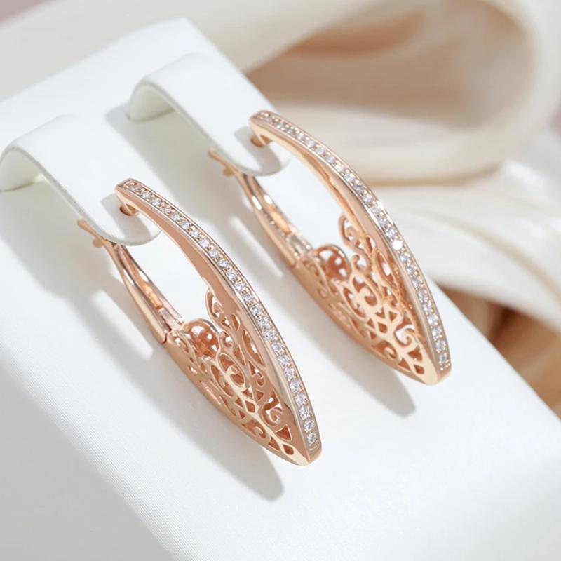 Vintage Zirkon eingelegte baumelnde Ohrringe für Frauen Gold Farbe hohle Blumenmuster geometrische Ohrringe Hochzeitsschmuck gold/weiß