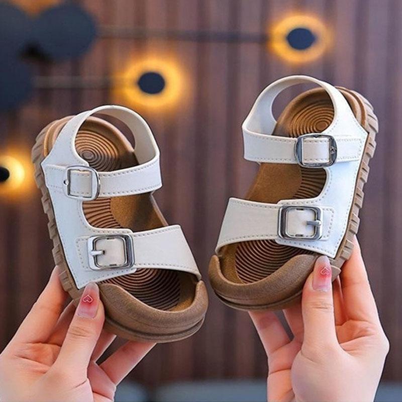 Sommer Neue Kinder Sandalen Fashion College Style Jungen Mädchen Weichen Boden Sandalen Einfache Feste Farbe Kinder Anti Kick Sandalen 21-22 weiß