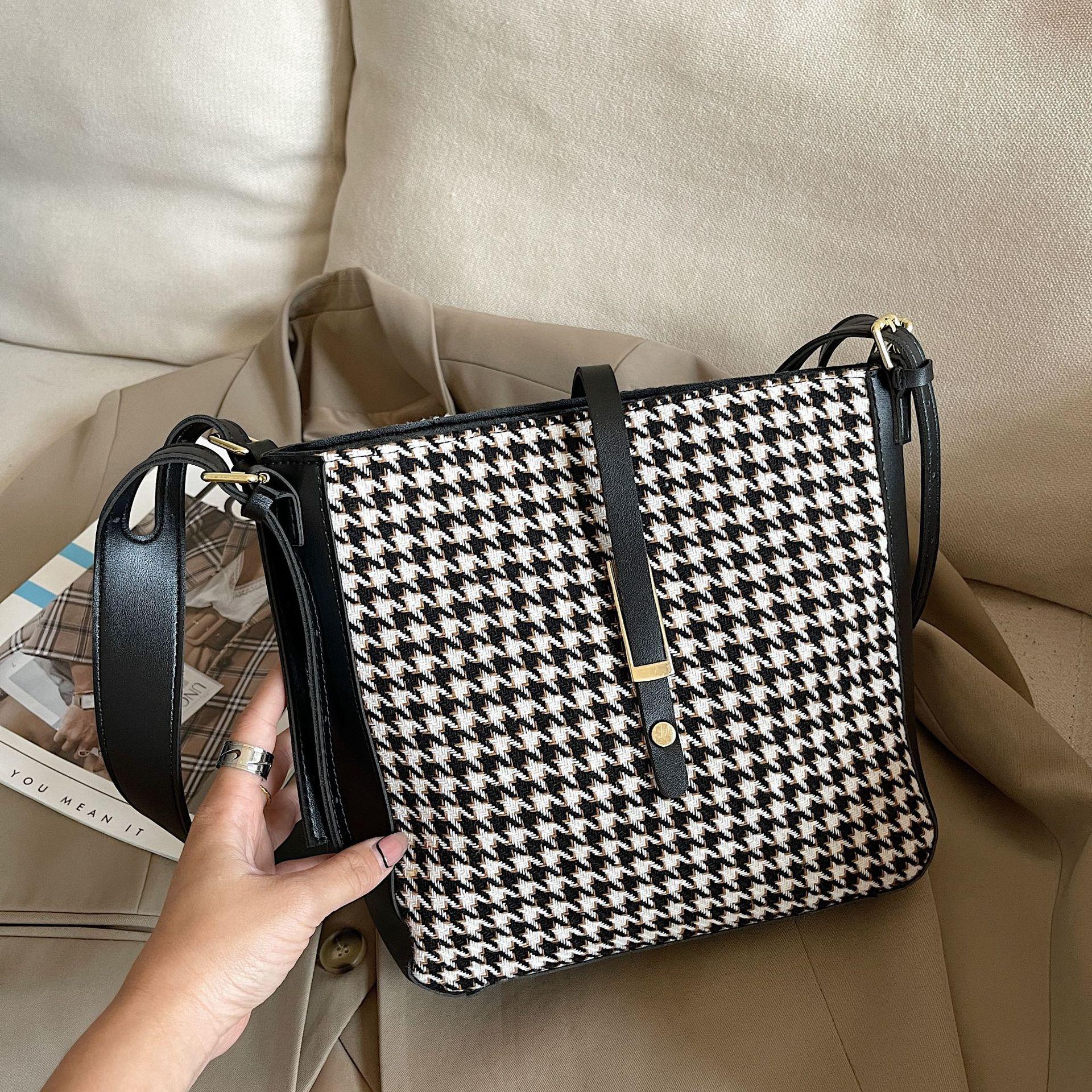 Retro One-Shoulder Bucket Bag Houndstooth Tweed Sliver Bag Modische und vielseitige Damentasche gray