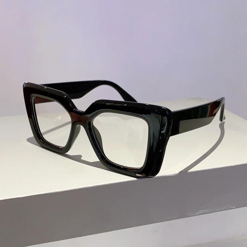 Trendige Damenbrillenfassung Stilvolle Quadratische Markendesign Brille Übergroße Brille zur Dekoration Fotografie schwarz