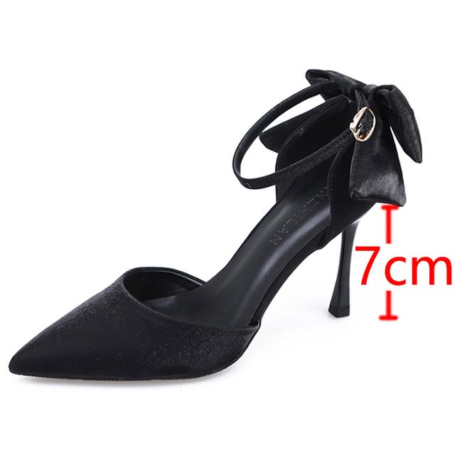 Weiße elegante Bowknot Thin Heels Pumps Frauen Spitzschuh Knöchelriemen Hochzeit Party Schuhe Frau Seide Super High Heels Braut Schuhe 39 schwarz