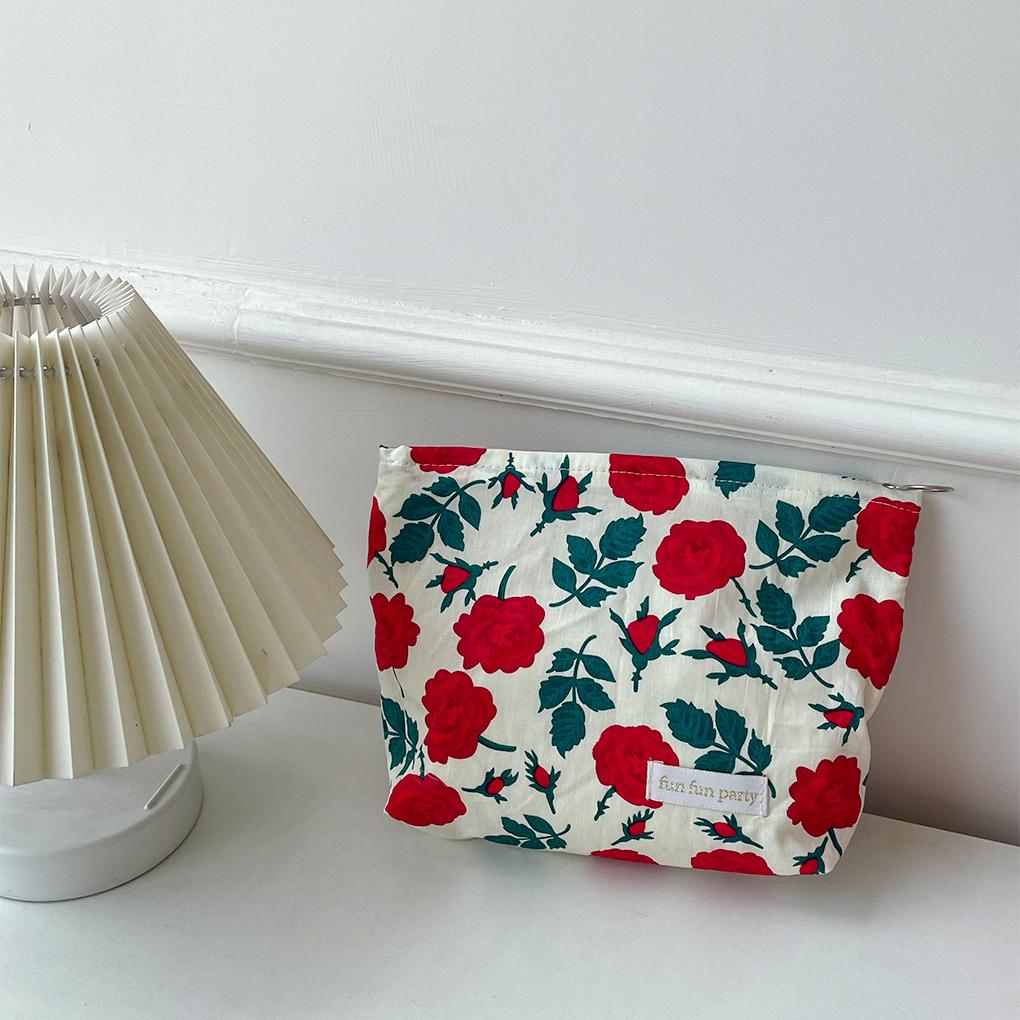 1pc Mode Relief Blumen Druck Kosmetik Tasche Leinwand Waschen Tasche Große Kapazität Frauen Reisen Kosmetik Tasche Make-Up Lagerung taschen 19*18*5cm