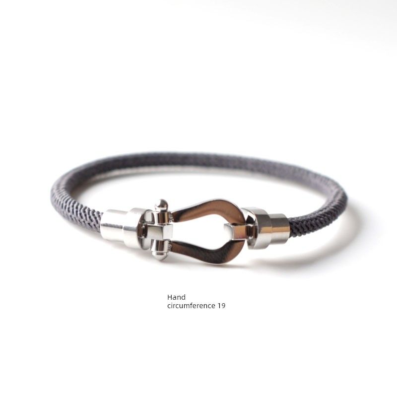 Original Europäischer und Amerikanischer Stil Mechanische Hufeisen Schnalle Handgeflochtenes Armband, Einfaches und Einzigartiges Partnerarmband, Geschenk für Studenten Dark Gray Steel Buckle Hand Size 19 gray