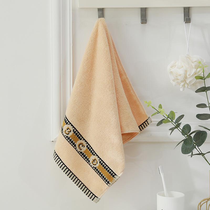 Handtücher Baumwolle Gesichtswaschlappen Weich Saugfähig Geschenke Arbeitsschutz Haushalts Einfache Jacquard-Handtücher 35*75cm beige