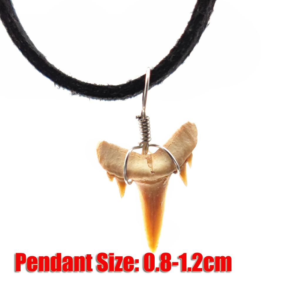 Halskette mit Anhänger in Haifischzahnform aus schwarzem Leder für Männer und Jungen, Haifischzahn-Schmuck, coole Strand-Surfer-Halskette