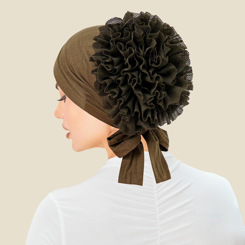 Einfarbige vorgebundene Hijabs Mit Blumen-Spitzenrückseite Dünne Modal-Turbanmütze Dehnbarer Hijab mit Bindeband hinten Innenkappen für Hijab Damen Kopfbedeckung grün