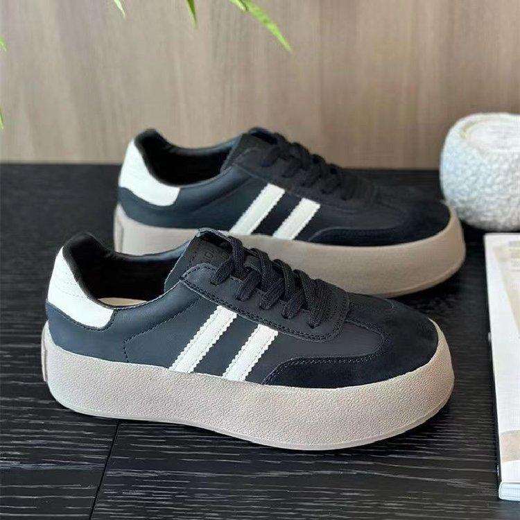 Herbst Neue Muffin Dicke Unterseite Farblich Passende Schnürschuhe Casual Sport Weiße Schuhe Damenmode Deutsche Trainingsschuhe Damenmode 40