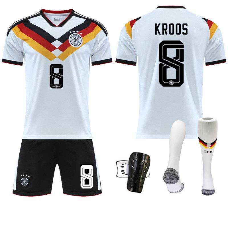 2026 Deutschland Weltmeisterschaftstrikot Nr.. 13 Muller 7 Havertz 8 Kroos Kinder-Herrenanzug Grenzüberschreitendes Fußballtrikot 20 yards