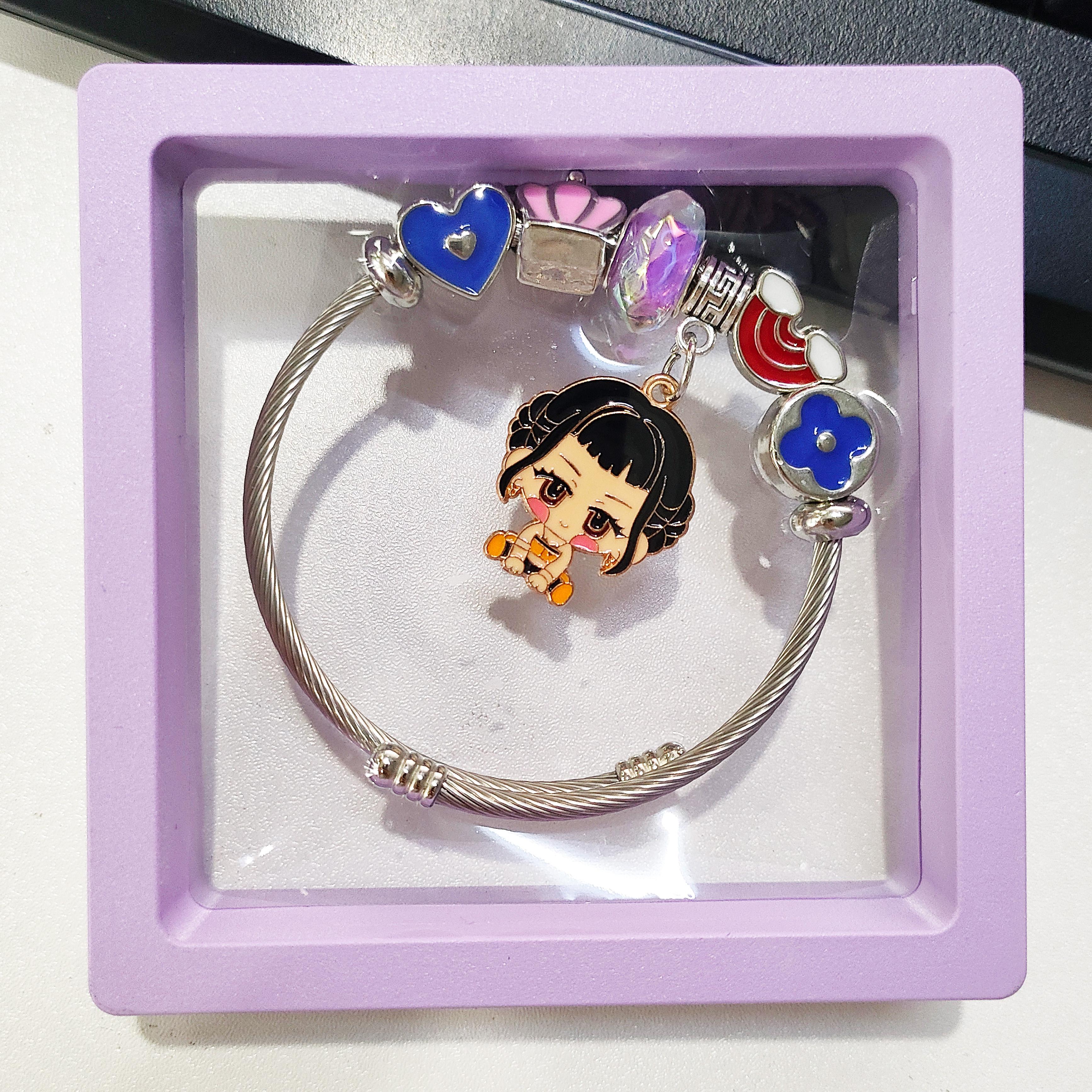 4-teilige K-POP Dämonenjäger Cartoon Armbänder Hohe Optik und Exquisite Armreifen Perfekte Fan Liebevolle Geschenke für Feiertage Liebevolle Geschenke