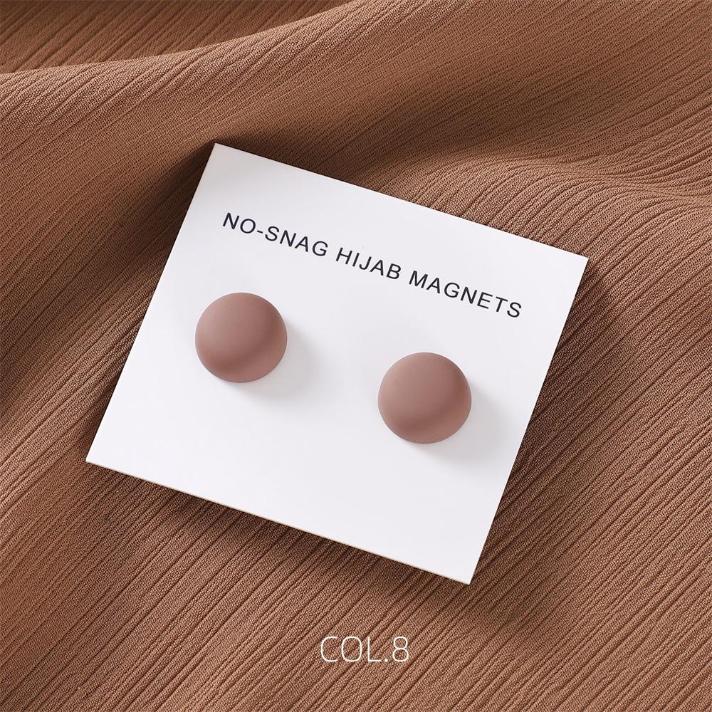 Sichere Macaron-Farbe Hijab-Brosche Starke Metallbeschichtung Magnetischer Hijab-Clip Luxuriöse Stifte ohne Loch Broschen Magnet für Muslimisches Kopftuch brown