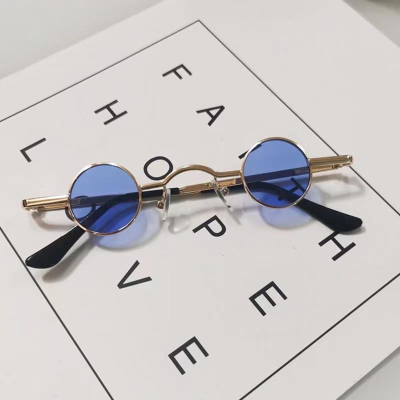 Retro Mini Sonnenbrille Rund Herren Metallrahmen Kleine Sonnenbrille mit rundem Rahmen Beliebte Farblinsen Mode nicht polarisierte Brille blau/gold