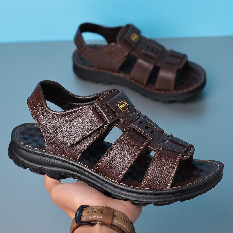 Mode Echtes Leder Herren Sandalen Männliche Sommerschuhe Outdoor Freizeit Sandale Rindsleder Strandschuhe Klassische Rutschfeste Herren Sandalen 43 braun