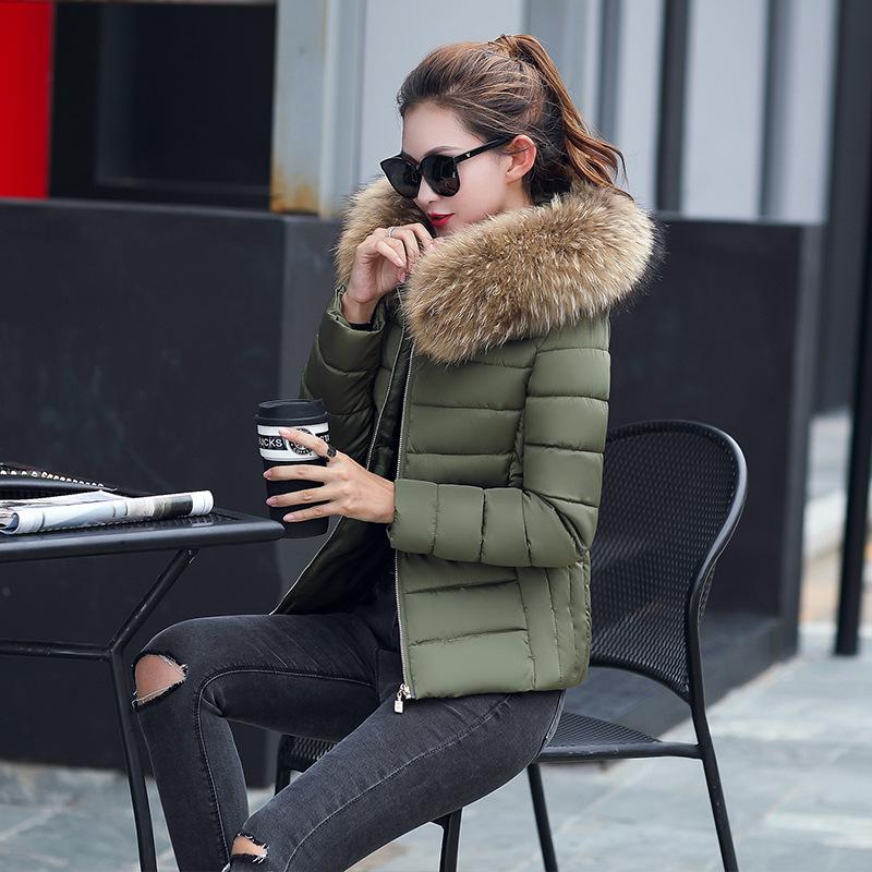 Herbstmantel Damenjacke mit Kapuze Parka Warme Winterjacke mit großem Fell Damen Wattierte Damen Übergröße 5XL Damen Daunenjacke M dunkelgrüne