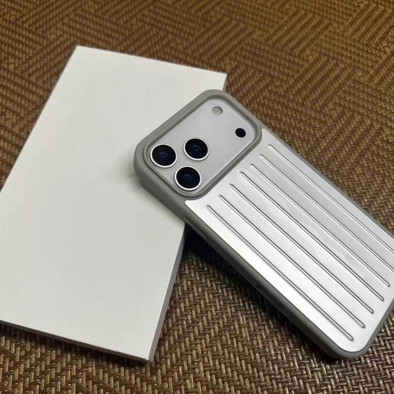 Rimowa High-End 3D Reisetrolley Handyhülle für iPhone 17 Pro Max/17 Pro/16 Pro Max/16 Pro 15 14 Schutzhülle mit Geschenkbox-Verpackung iPhone 14 Pro silber