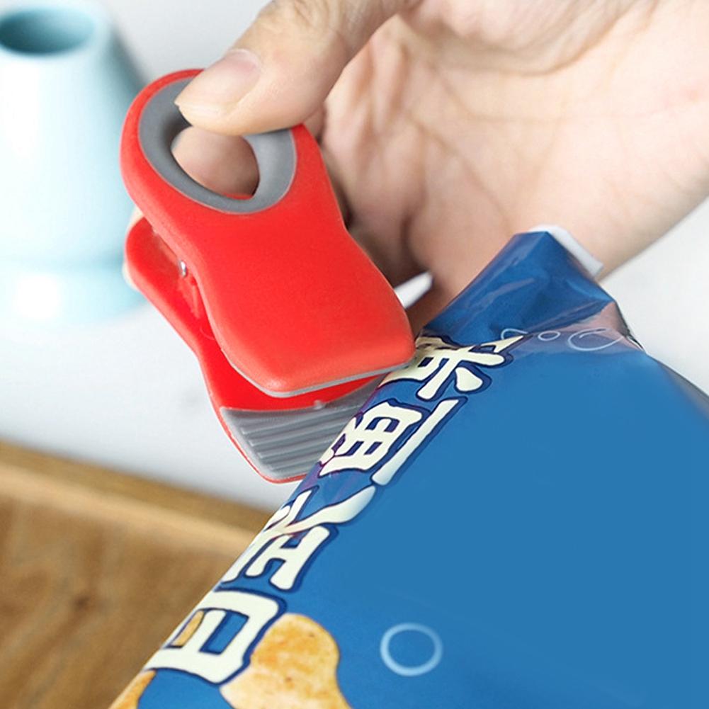 2 Stück Mini Tragbare Lebensmittelversiegelung Magnetische Clips Snack Lebensmittelaufbewahrungsbeutel Clips Küchenzubehör Rot rot