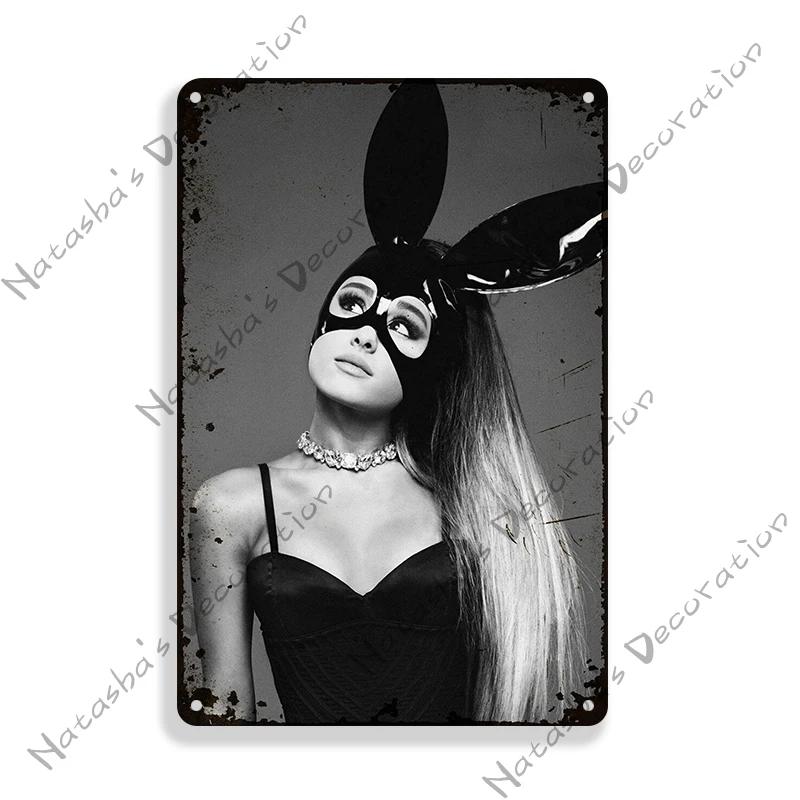 Ariana Grande Metallschilder Musik Vintage Poster Rostiges Retro Poster Zuhause Man Cave Garage Club Industrielle Dekoration Metallplatte 20x30cm(7.8x11.8inch)