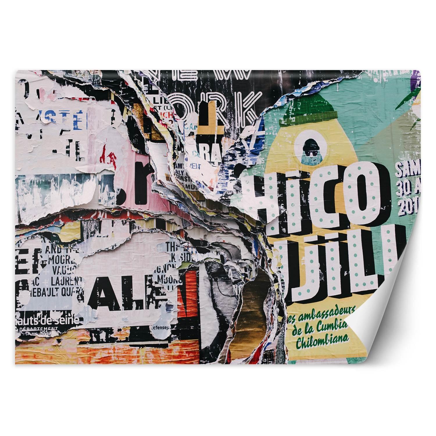 Fototapete Grunge Wand - alte zerrissene Plakate 100x70 bunt