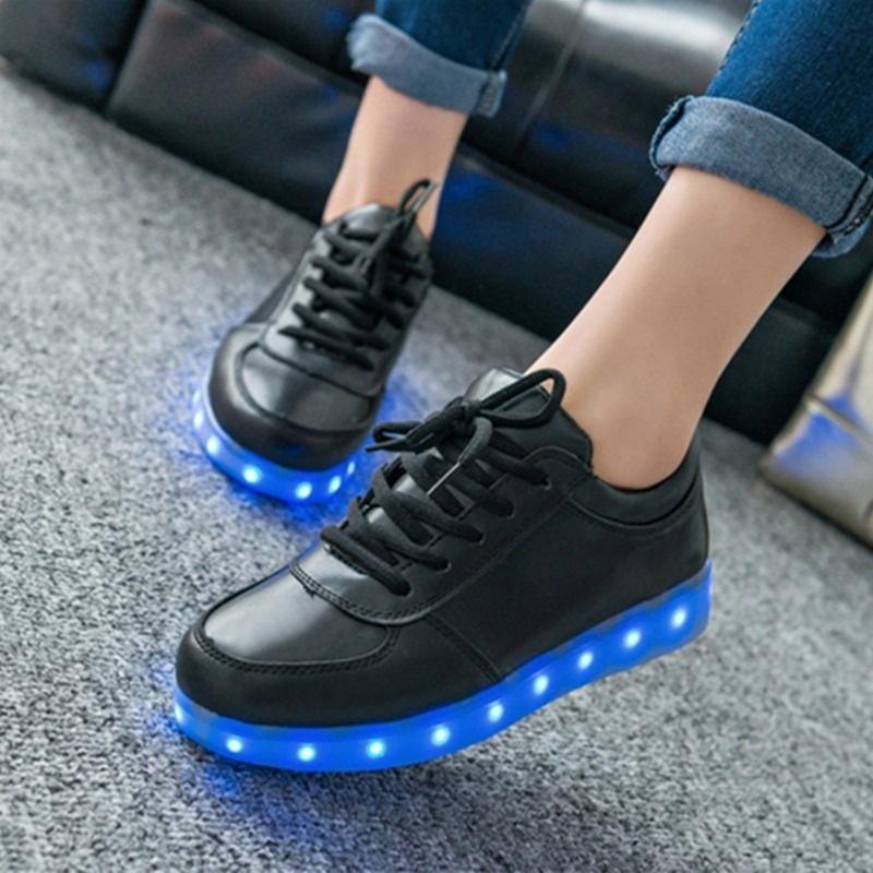 Bunte leuchtende Schuhe Frühling und Herbst neue leuchtende Schuhe Männer und Frauen fluoreszierende Schuhe USB-Lade-LED-Licht koreanische Paarschuhe 44 schwarz