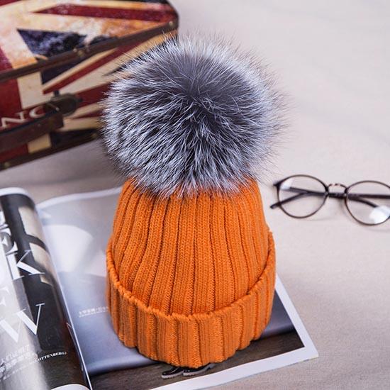 Abnehmbare Kunstnerz-Silberfuchs-Kugelmütze mit Pom Poms, Wintermütze für Damen und Mädchen, gestrickte Mützen orange