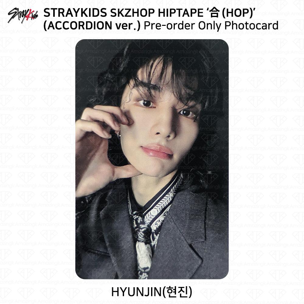 Stray Kids SKZHOP HIPTAPE HOP Akkordeon Offizielle Fotokarteneinheit Monochrom Hyunjin- Accordion ver #1