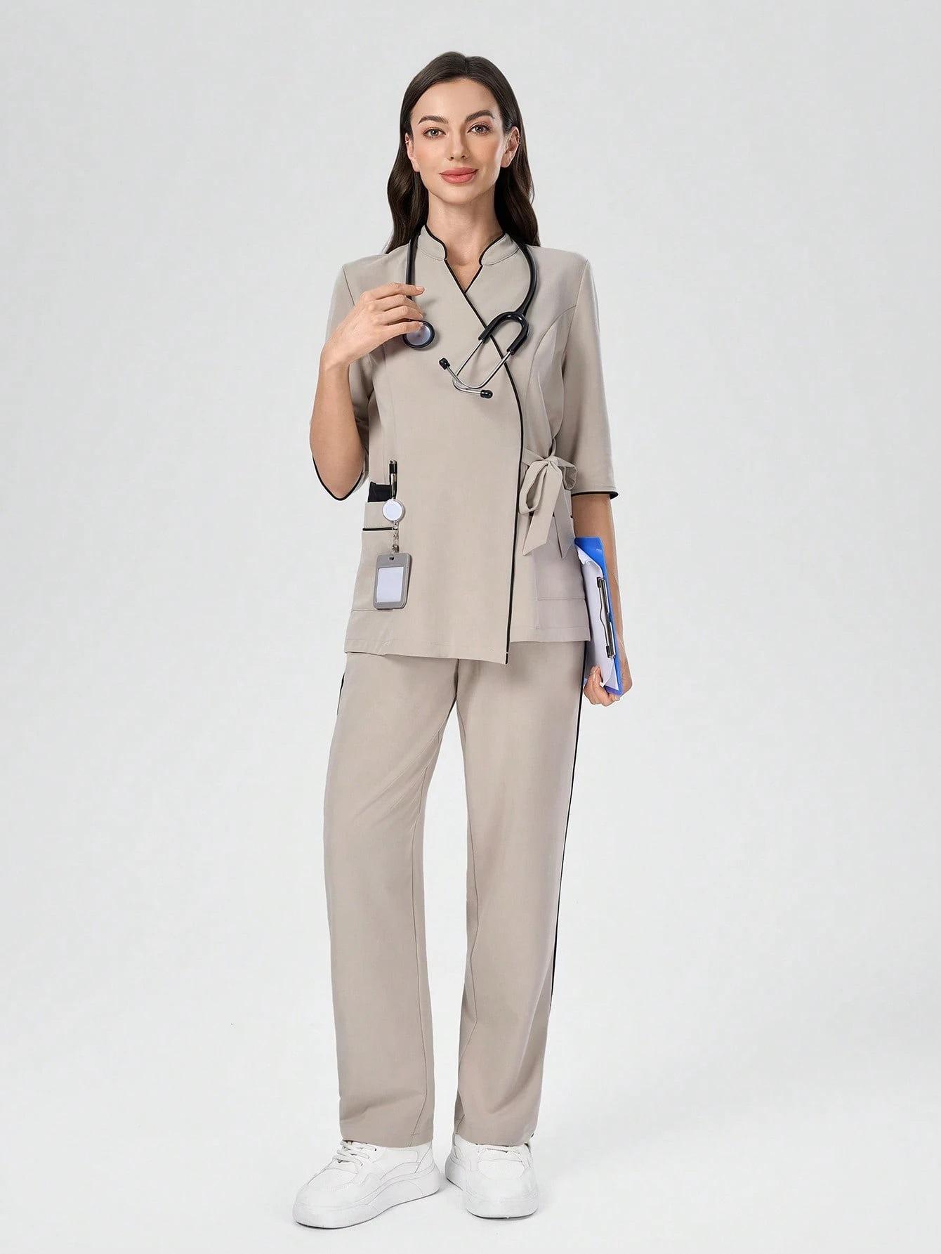 Medizinisches Kasack-Set für Damen mit schrägem Frontverschluss und Seitenstreifen-Design S khaki