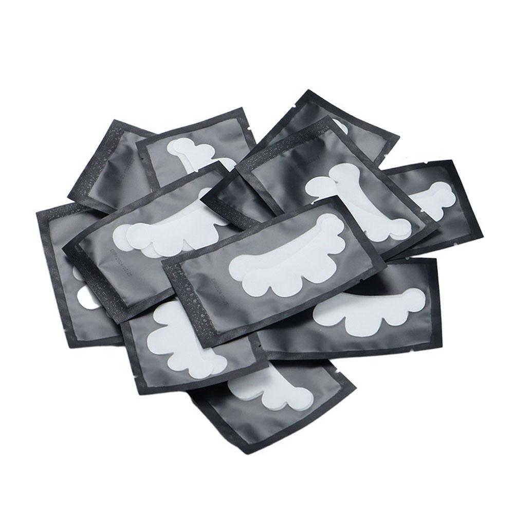 50 Stück Unter Augen Pads Blütenblattform Wimpern Verpflanzte Extensions Patches Wimpernverlängerungszubehör schwarz