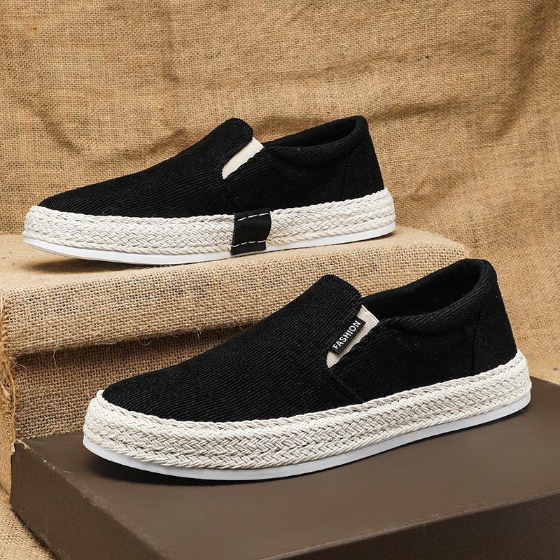Canvas Herrenschuhe Sommer dünner Stil atmungsaktive Freizeit flache Schuhe ohne Schnürsenkel ein Fuß alte Peking-Stoffschuhe 43 schwarz