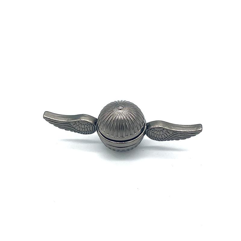 Fidget Spinners aus Metall, Fidget Spinner-Geschenke für Erwachsene und Kinder, Anti-Stress-Angst-ADHS-Linderung Fidgets-Spielzeug, Finger-Hand-Spinner-Spielzeug, kleines Gadget 8.2x4.2cm schwarz