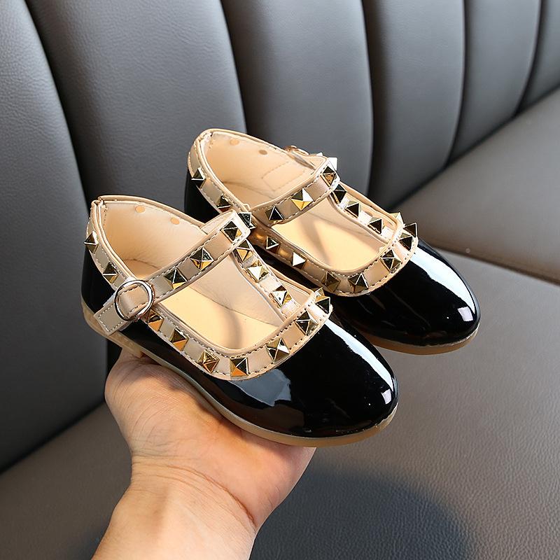 Mädchen Sandalen Neueste Nieten Einzelne Schuhe Kinder Leder Schuhe Kinder Nude Sandale Kleinkind Prinzessin Flach Tanzparty Schuhe 22