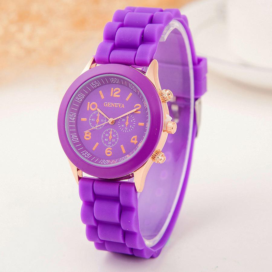 Neue Einfache Silikon Marke Casual Quarzuhr Frauen Kristall Silikon Genf Uhren Armbanduhr für Mädchen violett