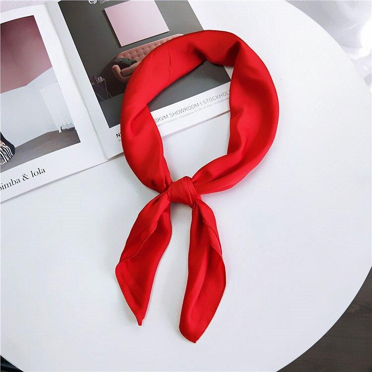 Mode Kopftuch Frauen Hijab Schal Seide Satin Neck Schals Weibliche 70 cm * 70 cm Platz Bandana Kopf Haar Schals rot
