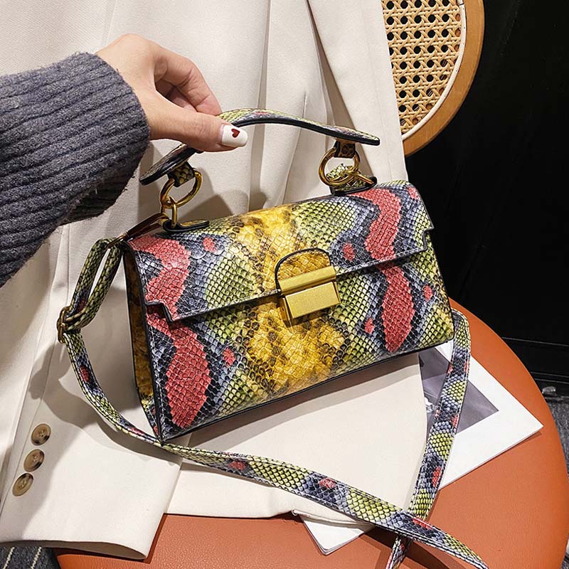 Frau Mode Schlange Drucken Handgelenk Schulter Tasche Neue Luxus Marke Designer Handtaschen Trend Qualität Leder Umhängetasche Kleine Quadratische Tasche