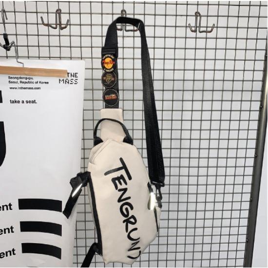Herrentaschen Modische Messenger Bags Jungenrucksäcke Nischen-Sport- und Freizeittaschen Damen-Umhängetaschen Personalisierte japanische Brusttaschen