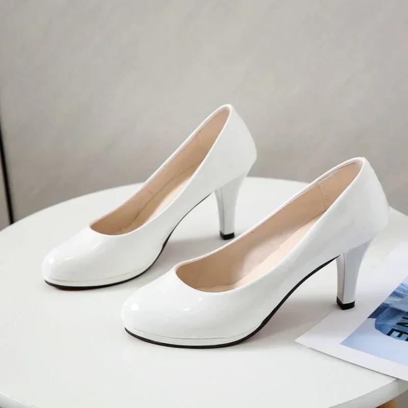 Mode 2024 Sommer Klassiker Runde Spitze Damen Pumps Bequeme flache Büro Damenschuhe Solide Plateau Damenschuhe 41 weiß