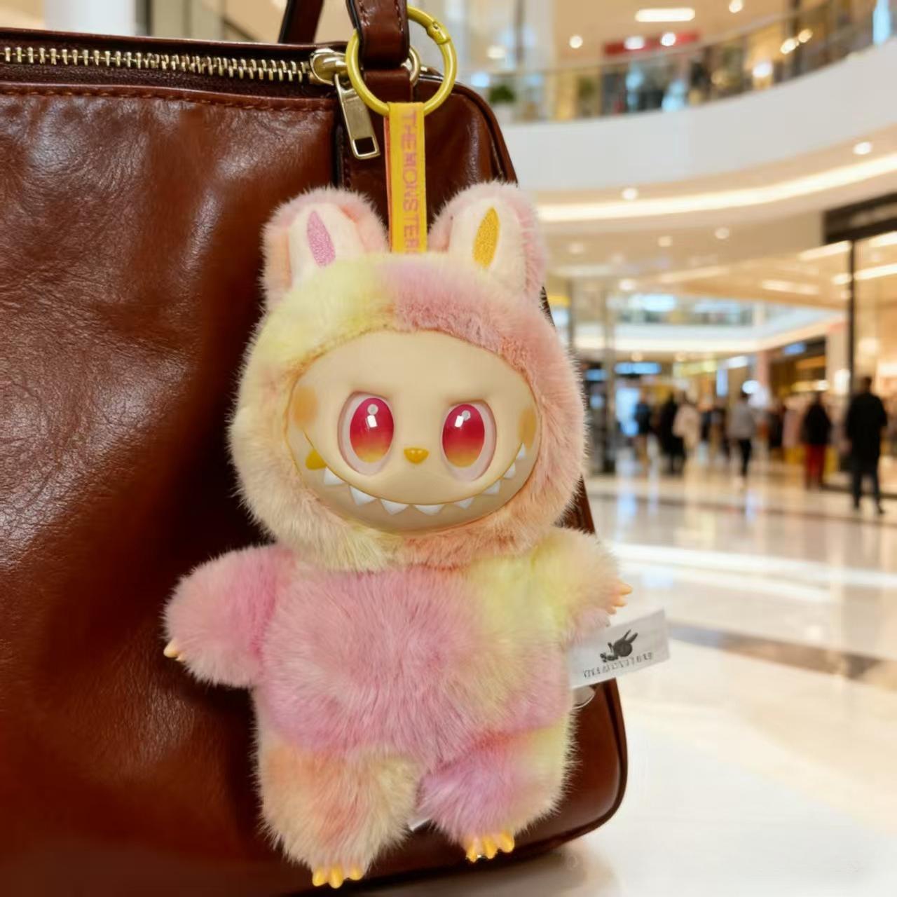 Neue Labbubu 3. Generation Plüschtier Puppe Deko Geschenk Puppenmodell Spielzeug Niedliches Monster Replika Schlüsselanhänger Spielzeug Geburtstagsgeschenke rosa