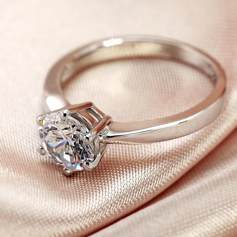 Huitan Klassische und Schlichte Hochzeits-Verlobungsringe für Damen Hohe Qualität Farbe Zirkonia-Ring Zeitloser Stil Schmuck 7 beige