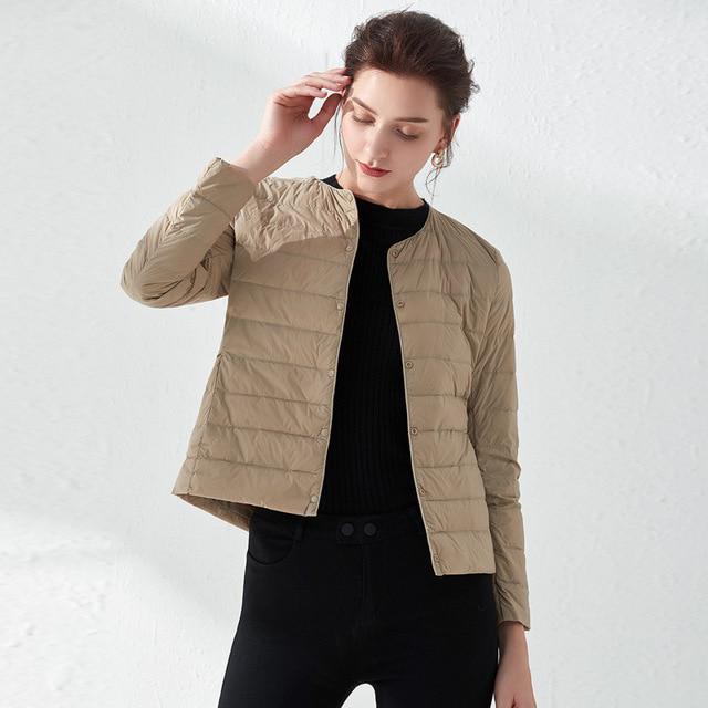 Ultraleichte Entendaunen-Damenjacke aus mattem Stoff, leichter Mantel, warmer Windjacke-Parka für Damen, Daunenjacken und Mäntel M khaki