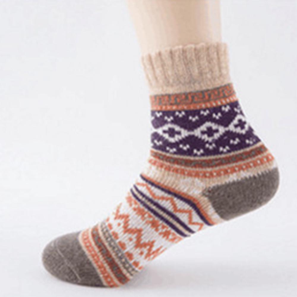 Winter Thermal Kaschmir Socken Frauen warme Kaninchen Wolle Socken verdicken weiche Socken