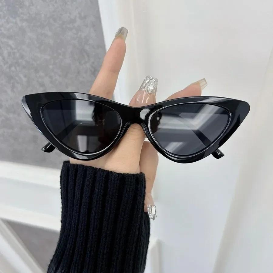 Designer Marke Cat Eye Sonnenbrille Damen Herren Bunt Kleiner Rahmen Sonnenbrille Weiblich Spiegelfarben Schön Mode Other