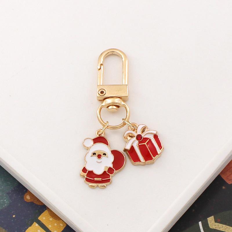 Weihnachten, Weihnachtsmann, Weihnachtsmütze, Weihnachtshandschuhe, Süßigkeiten, dekorative Accessoires