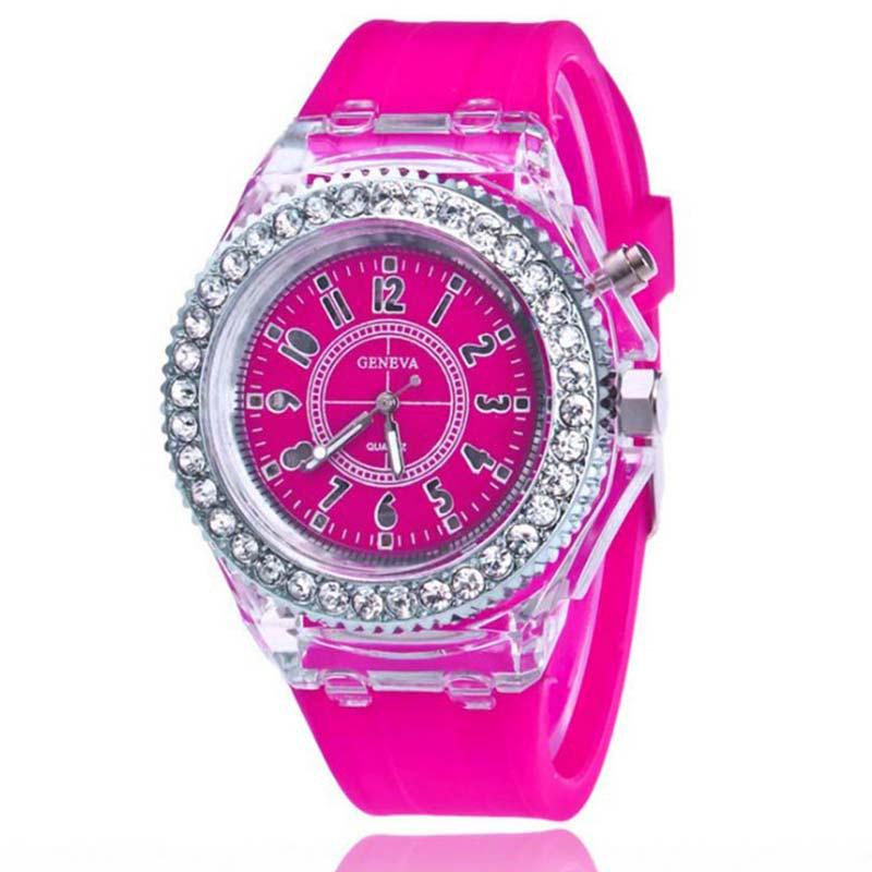 Neue Quarzuhr Armbanduhr Frauen Uhr Wasserdichte Uhr Mode Uhr Uhr Sport Uhr Kristall Uhr rose rot