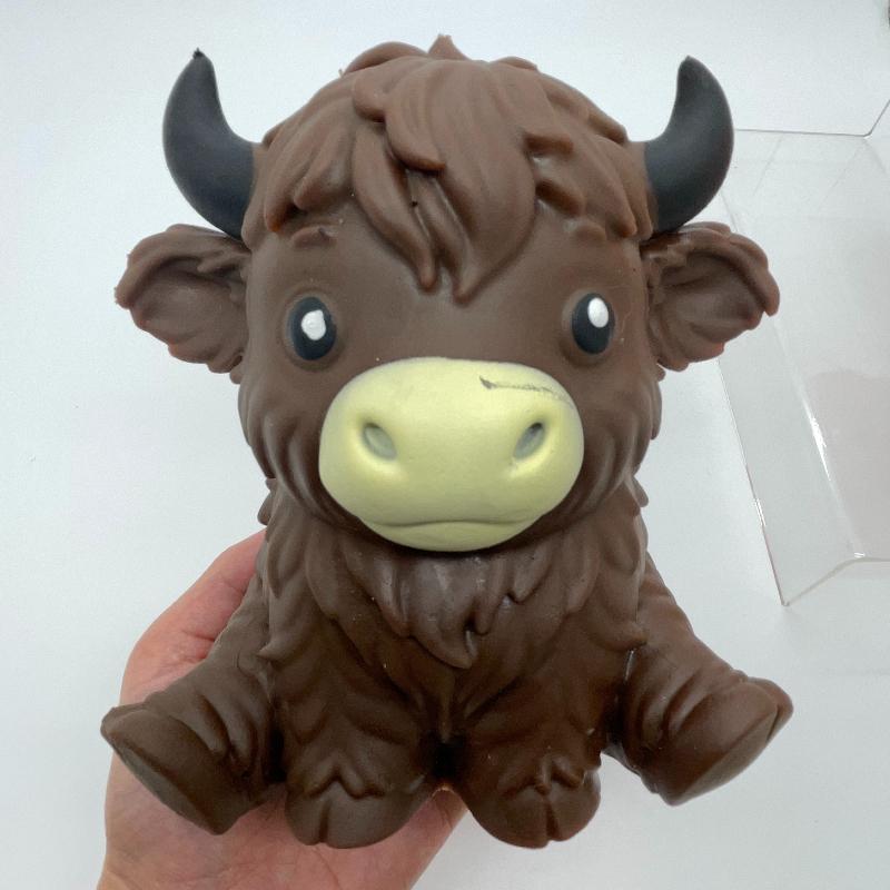 Jumbo Schottische Hochlandrind Stressbälle Quetschies Fidget Spielzeug Knetball Fidget Spielzeug Für Erwachsene Langsam aufgehend Stressabbau Knetspielzeug