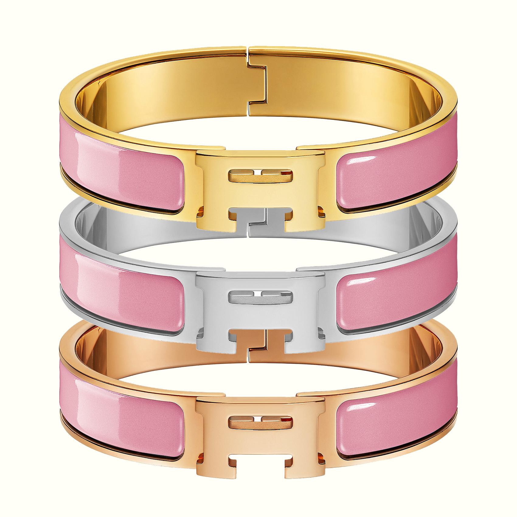 2025 Klassisches H Buchstaben Armband, Emaille Armband in verschiedenen Farben, Ofenplattiertes 18k Armband Inner diameter 19CM gold beige